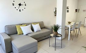 Mahostly Apartamento Comillas Pb